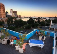 Chill Backpackers - Tourism Caloundra