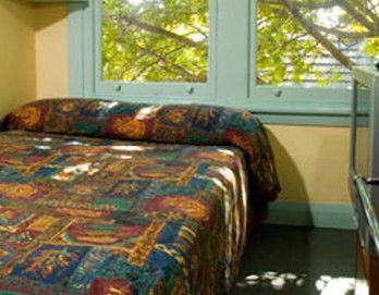 Highfield Private Hotel - Tourism Caloundra 1