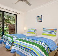 Byron  Clark's - Tourism Caloundra