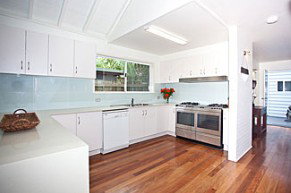 Ana Mandara - Tourism Caloundra 1
