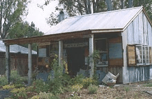 The Slab Hut Samford Art & Craft - Tourism Caloundra 1