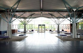 Darebin Arts & Entertainment Centre - Tourism Caloundra 3