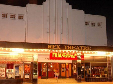 The Rex Theatre - Tourism Caloundra 3
