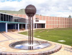 Orange Regional Gallery - Tourism Caloundra 0