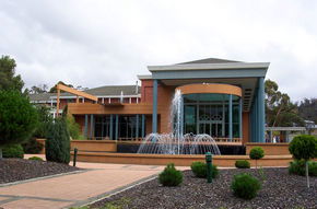 Country Club Tasmania - Tourism Caloundra 3