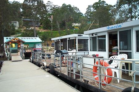 Clyde River Houseboats - Tourism Caloundra 0