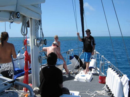 Coral Sea Dreaming Dive And Sail - Tourism Caloundra 1