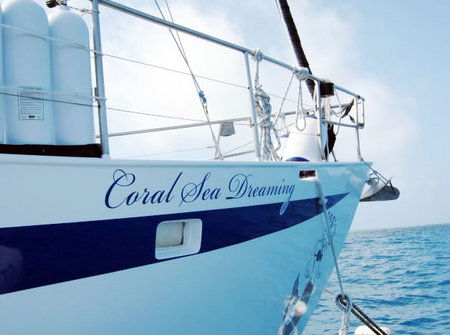Coral Sea Dreaming Dive And Sail - Tourism Caloundra 2