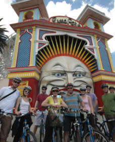 Rentabike & Real Melbourne Bike Tours - Tourism Caloundra 2