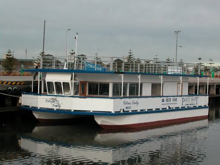 Party Boat Cruises - Tourism Caloundra 3