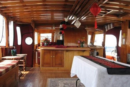 Oriental Queen Cruises - Tourism Caloundra 1