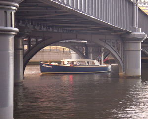 Melbourne Water Taxis - Tourism Caloundra 0