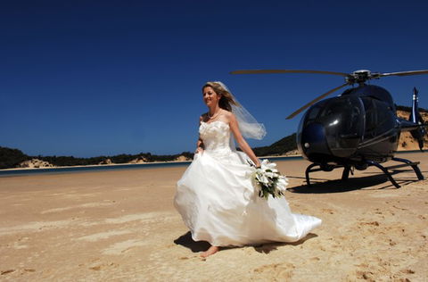 Executive Helicopters - Tourism Caloundra 6