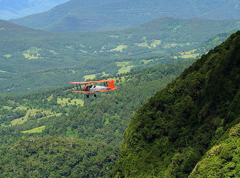 Tigermoth Joy Rides - Tourism Caloundra 4