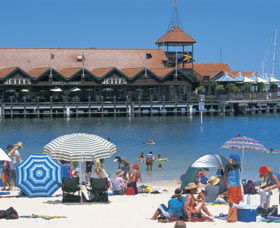 Sorrento Quay - Tourism Caloundra 0