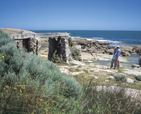 Water Wheel - Tourism Caloundra 0