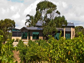Delacolline Estate - Tourism Caloundra 0