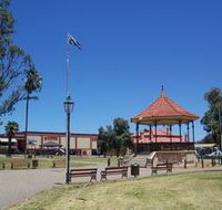 Gladstone Square - Tourism Caloundra