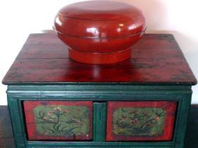 Dragonfly Antiques - Tourism Caloundra 0