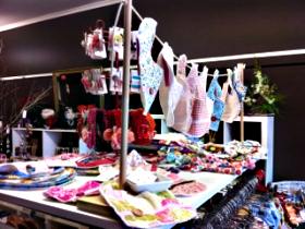 Under The Oak Handmade Gallery And Gifts - Tourism Caloundra 0