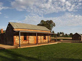 Hentley Farm - Tourism Caloundra 0