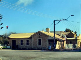 Southern Yorke Peninsula Visitor Centre In The Old Post Office - Tourism Caloundra 0