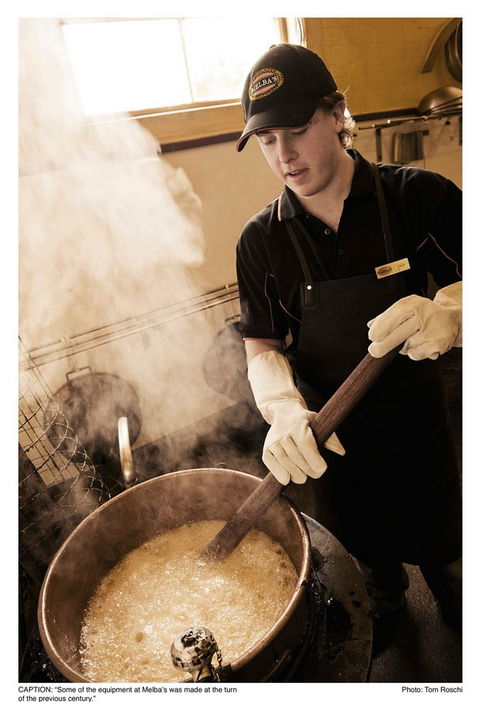 Melbas Chocolate & Confectionary - Tourism Caloundra 11