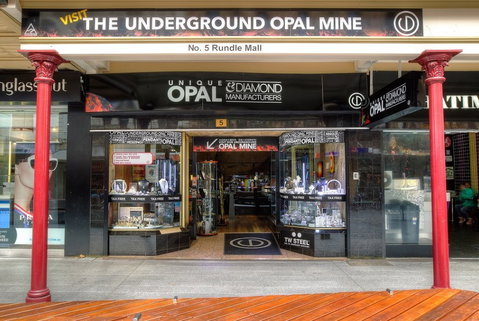 Unique Opal And Diamond Mine  - The Underground Opal Mine - Tourism Caloundra 2
