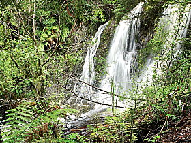 Hogarth Falls - Tourism Caloundra 0
