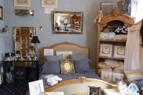 Monclair Of Latrobe &  Madame M  CAFE - Tourism Caloundra 0