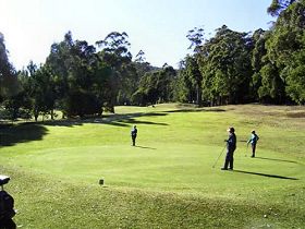 Sheffield Golf Course - Tourism Caloundra 0