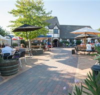 George Harcourt Inn - Tourism Caloundra