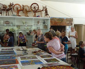 Central Craft - Tourism Caloundra 0