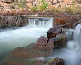 Sweetwater Pool - Tourism Caloundra 0
