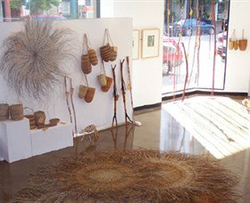 Maningrida Arts And Culture Darwin - Tourism Caloundra 0