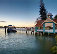 Oxford Street Bulimba - Tourism Caloundra