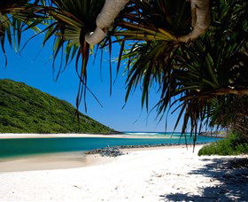 Tallebudgera Creek - Tourism Caloundra 0