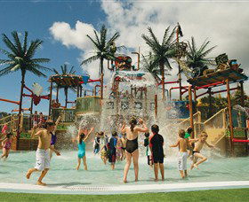 Wet 'n' Wild Water World - Tourism Caloundra 0