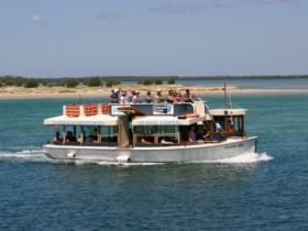 Caloundra Cruise - Tourism Caloundra 0