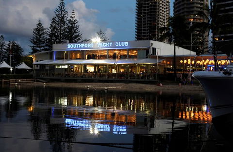 Southport Yacht Club Incorporated - Tourism Caloundra 7