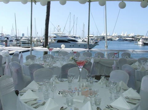 Southport Yacht Club Incorporated - Tourism Caloundra 8