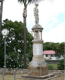 Forest Hill War Memorial - Tourism Caloundra 0