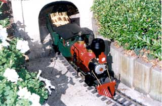 M & K Model Railways - Tourism Caloundra 0