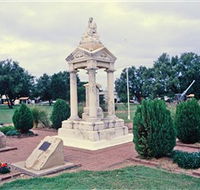 Weeping Mother Memorial - Tourism Caloundra
