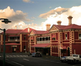 Historic Walk Through Mort Estate - Tourism Caloundra 0