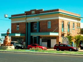 Charleville Heritage Trail Walk - Tourism Caloundra 0