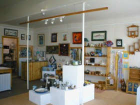 Great Alpine Gallery - Tourism Caloundra 0