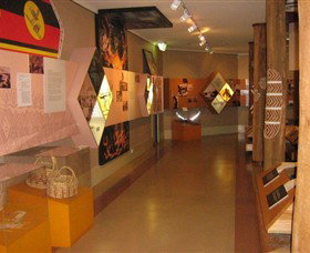 Krowathunkoolong Keeping Place - Tourism Caloundra 0