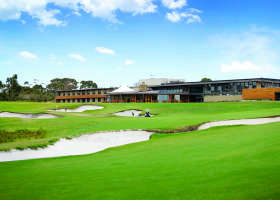 Peninsula Kingswood Country Golf Club - Tourism Caloundra 0