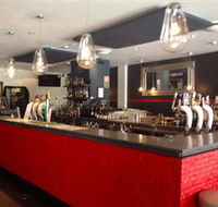 The White Horse Hotel - Tourism Caloundra